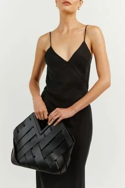 DISSH Boutiques ACCESSORIES MAYA BLACK WOVEN POUCH BAG