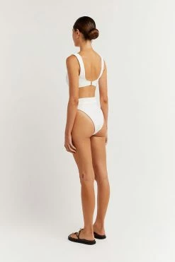 DISSH Boutiques SWIMSUITS & COVERUPS LOLA WHITE SPORT BRA SWIM TOP