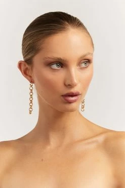 DISSH Boutiques FLEUR GOLD CHAIN EARRING