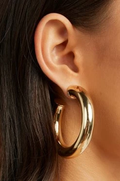 DISSH Boutiques Earrings EDITH GOLD HOOP EARRING