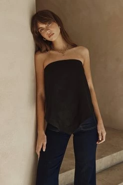 DISSH Boutiques JESSIE BLACK LINEN STRAPLESS TOP CLOTHING