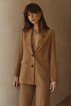 DISSH Boutiques KARLA CAMEL LINEN BLEND BLAZER CLOTHING