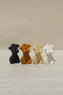 DISSH Boutiques HOME SHE IS JOLIE SHE IVORY CANDLE