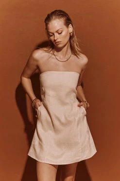 DISSH Boutiques DAPHNE BUTTER LINEN MINI DRESS