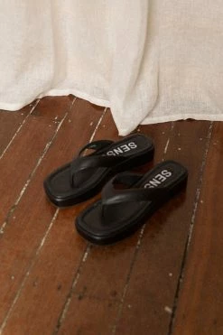 ALIAS MAE SENSO XOLANI EBONY SANDAL