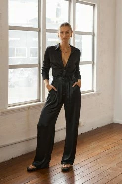 DISSH Boutiques CLOTHING SIMONE BLACK STRAIGHT TROUSER