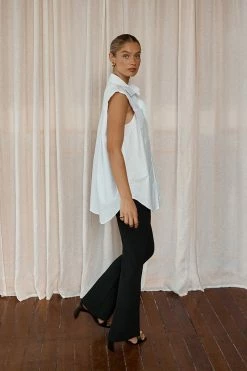 DISSH Boutiques HICKS BLACK CREPE FLARE PANT