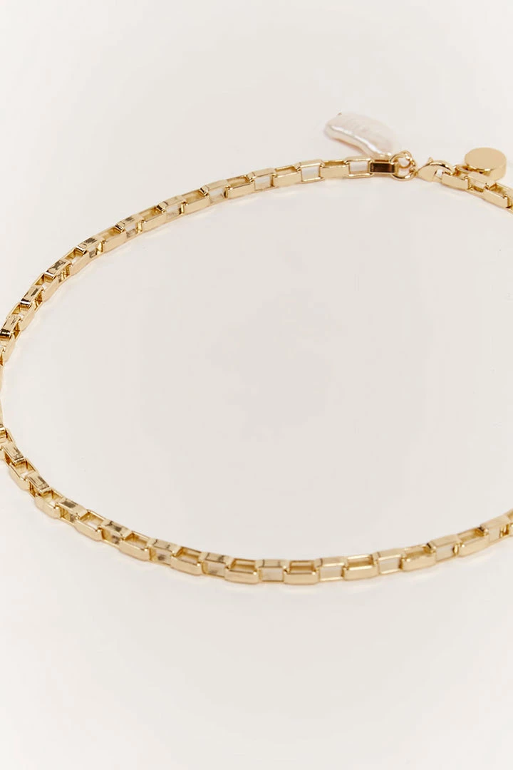 Wholesale ๐ DISSH Boutiques ALODIE PEARL GOLD CHAIN NECKLACE ๐ 3 DISSH Boutiques ALODIE PEARL GOLD CHAIN NECKLACE