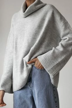 DISSH Boutiques BANKSIA GREY OVERSIZED KNIT