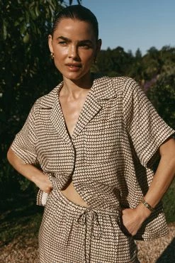 DISSH Boutiques ALFIE BEIGE SWIRL SHIRT