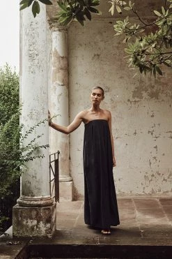 DISSH Boutiques CLOTHING POLLY BLACK STRAPLESS MIDI DRESS