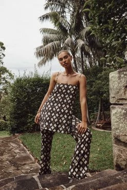 DISSH Boutiques GOSSE KHAKI GEO PANT