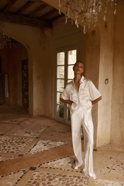 DISSH Boutiques SIMONE PEARL SATIN VACATION SHIRT