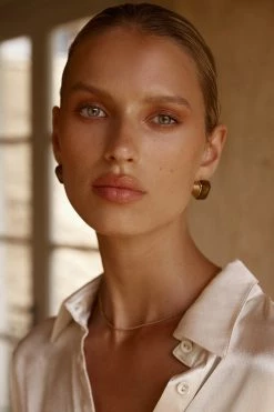 DISSH Boutiques LUCY GOLD AND TORT EARRINGS ACCESSORIES