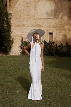 DISSH Boutiques DRESSES AISLE WHITE LINEN HIGH NECK DRESS