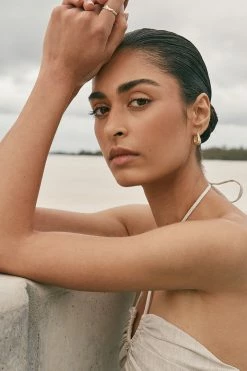 DISSH Boutiques MILA GOLD SET OF 2 EARRINGS ACCESSORIES