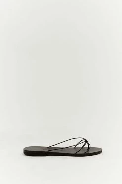 DISSH Boutiques MARIA FARRO WINONA BLACK SLIDE ACCESSORIES