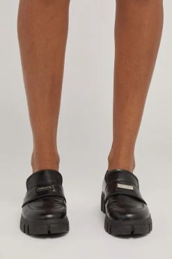 DISSH Boutiques Shoes NAKEDVICE THE IVY LOAFER BLACK