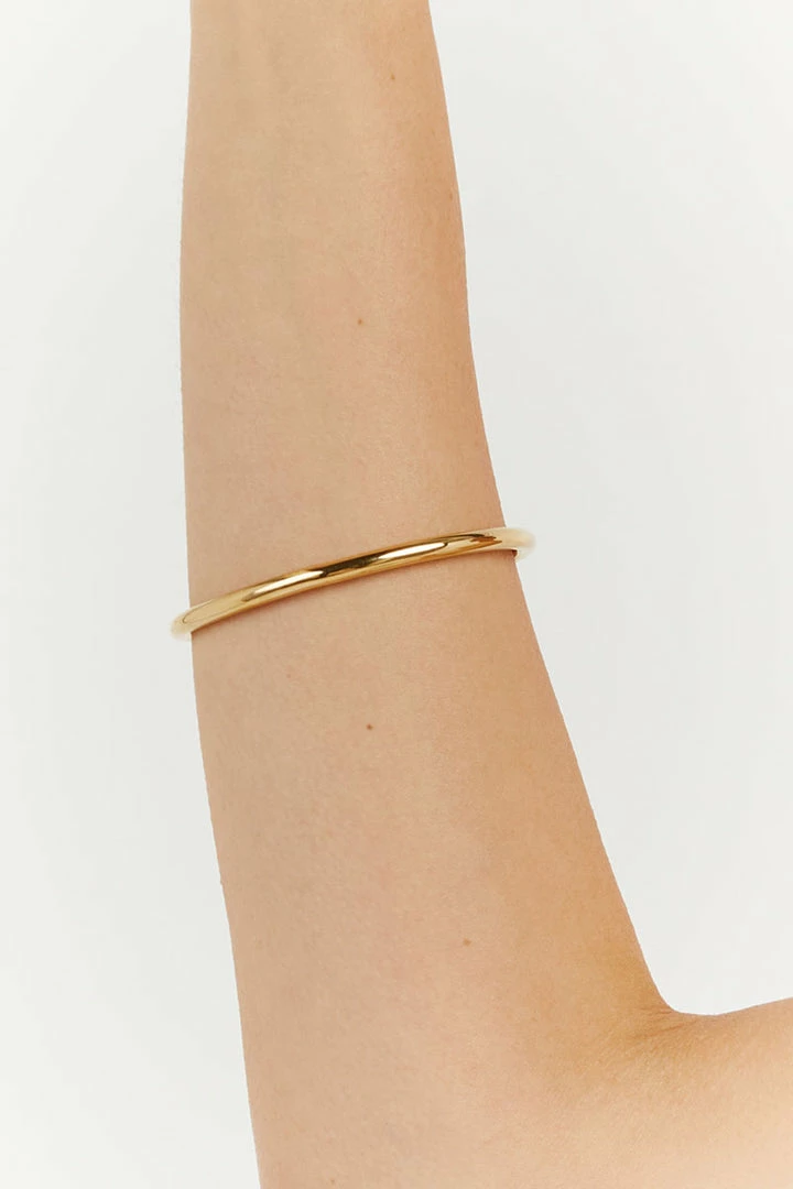 Buy โค๏ธ PORTER TUBE GOLD BANGLE ACCESSORIES ๐ 4 PORTER TUBE GOLD BANGLE ACCESSORIES