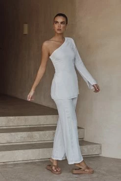 DISSH Boutiques MARCO WHITE STRAIGHT PANT