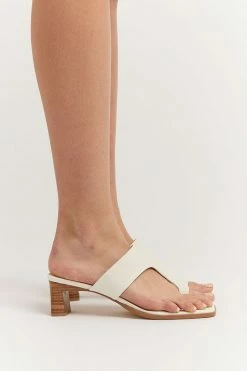 DISSH Boutiques SENSO RITA CHALK HEEL