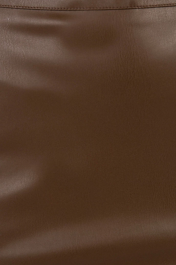 Flash Sale โญ DISSH Boutiques SNDYS CHOCOLATE FAUX LEATHER ๐ SKIRT KNITTED ๐ 5 DISSH Boutiques SNDYS CHOCOLATE FAUX LEATHER SKIRT KNITTED