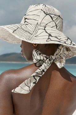 DISSH Boutiques MALTA PALM LINEN REVERSIBLE HAT HATS
