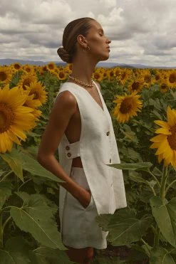 DISSH Boutiques LOGAN OFF WHITE LINEN LONGLINE TOP CLOTHING