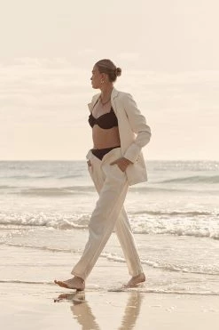 DISSH Boutiques KIRBY CREAM TAPERED LEG PANT