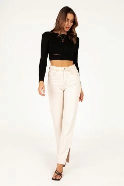 DISSH Boutiques MONTANA BLACK KNIT TOP