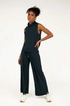 DISSH Boutiques MAYA HIGH NECK NAVY KNIT TOP