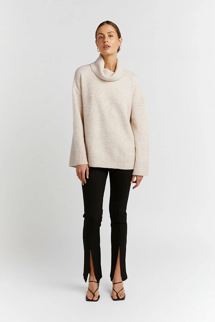 Brand new ๐ DISSH Boutiques BANKSIA OAT OVERSIZED KNIT SWEATERS โจ 2 DISSH Boutiques BANKSIA OAT OVERSIZED KNIT SWEATERS
