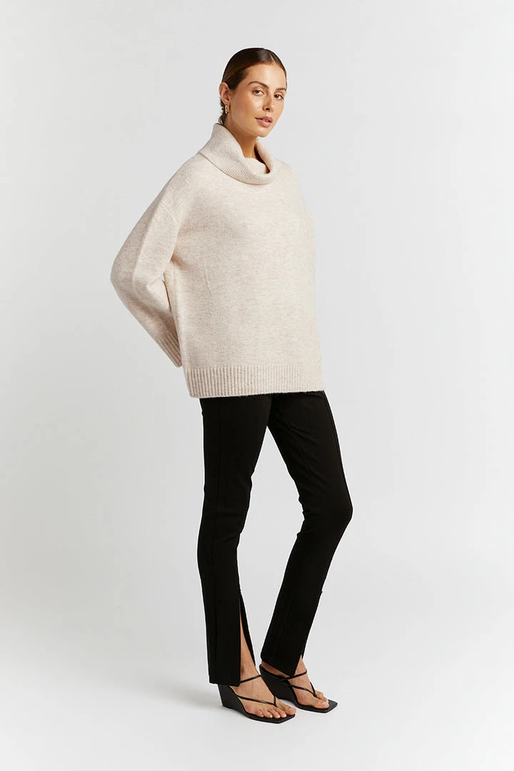 Brand new ๐ DISSH Boutiques BANKSIA OAT OVERSIZED KNIT SWEATERS โจ 4 DISSH Boutiques BANKSIA OAT OVERSIZED KNIT SWEATERS