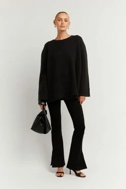 DISSH Boutiques EURO BLACK WOOL OVERSIZED JUMPER TOPS