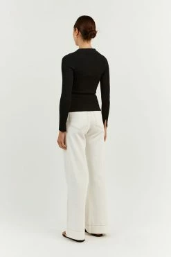 DISSH Boutiques FENTON BLACK COLLARED SLEEVED TOP