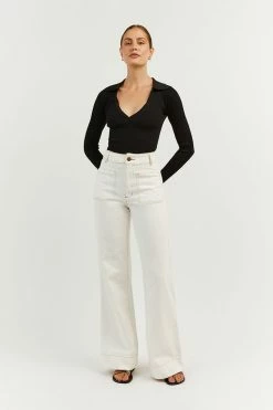 DISSH Boutiques FENTON BLACK COLLARED SLEEVED TOP