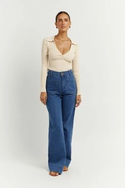 DISSH Boutiques CLOTHING FENTON BUTTER COLLARED SLEEVED TOP