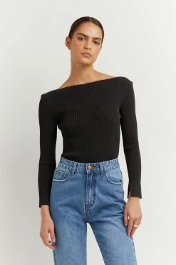 DISSH Boutiques ARIA BLACK KNIT SLEEVED TOP CLOTHING