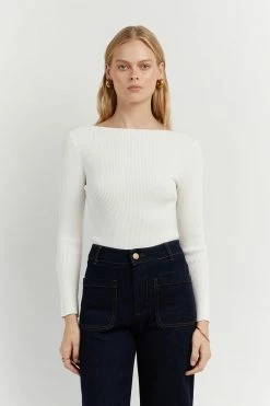 DISSH Boutiques ARIA OFF WHITE KNIT SLEEVED TOP