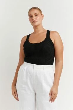 DISSH Boutiques LEE BLACK KNIT SCOOP TANK CLOTHING