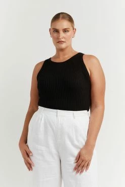 DISSH Boutiques OSCAR BLACK HIGH NECK TOP