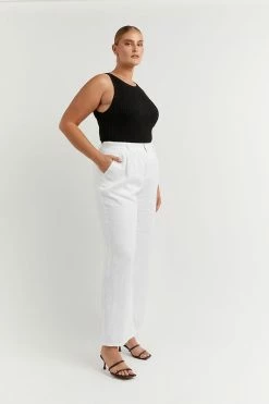 DISSH Boutiques OSCAR BLACK HIGH NECK TOP