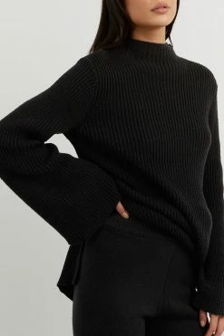 DISSH Boutiques HENLEY BLACK SLEEVED KNIT TUNIC