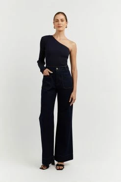 DISSH Boutiques MOSMAN NAVY ONE SLEEVE TOP