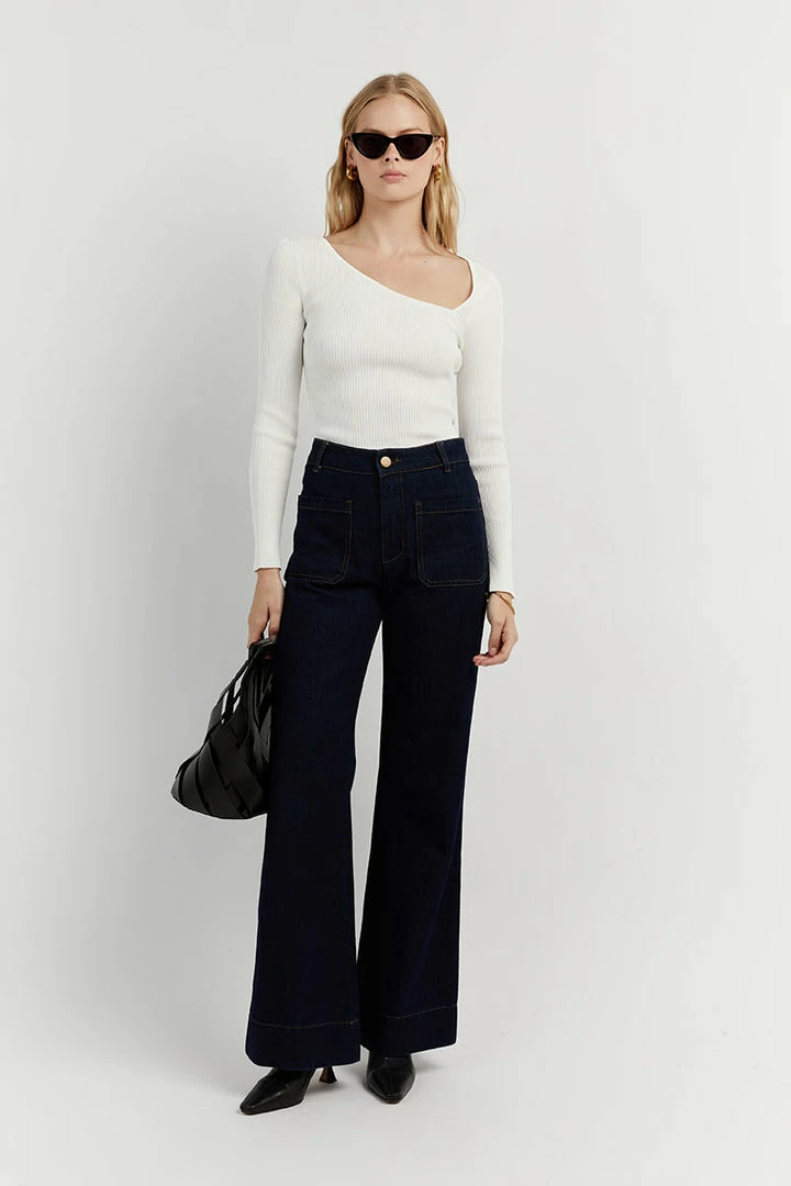 Brand new โค๏ธ DISSH Boutiques WINDSOR ASYM OFF WHITE SLEEVED TOP ๐ 1 DISSH Boutiques WINDSOR ASYM OFF WHITE SLEEVED TOP