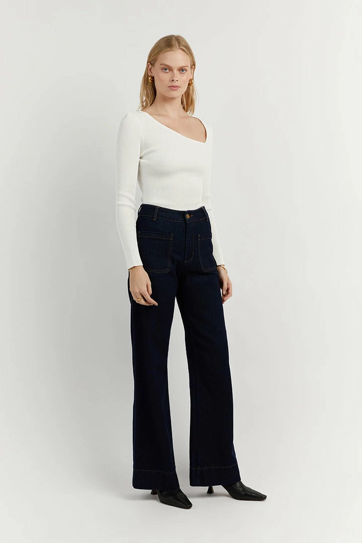 Brand new โค๏ธ DISSH Boutiques WINDSOR ASYM OFF WHITE SLEEVED TOP ๐ 4 DISSH Boutiques WINDSOR ASYM OFF WHITE SLEEVED TOP