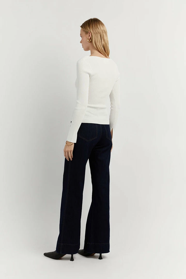 Brand new โค๏ธ DISSH Boutiques WINDSOR ASYM OFF WHITE SLEEVED TOP ๐ 5 DISSH Boutiques WINDSOR ASYM OFF WHITE SLEEVED TOP