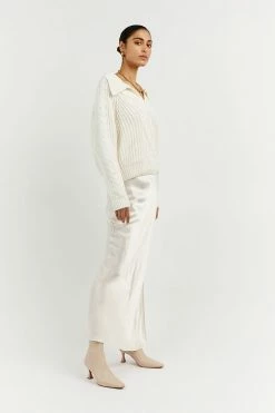 Deals ๐ DISSH Boutiques JORDAN WHITE COLLARED KNIT JUMPER ๐ 8 DISSH Boutiques JORDAN WHITE COLLARED KNIT JUMPER