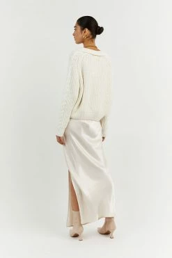 Deals ๐ DISSH Boutiques JORDAN WHITE COLLARED KNIT JUMPER ๐ 9 DISSH Boutiques JORDAN WHITE COLLARED KNIT JUMPER