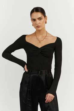 DISSH Boutiques ANIKA TWISTED BLACK SLEEVED TOP